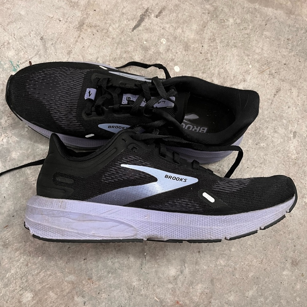 Brooks Black and Gray Running Shoes